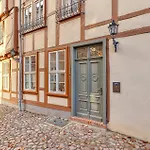 Mathilde Apartment