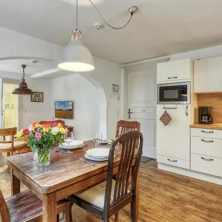 Mathilde Apartment *